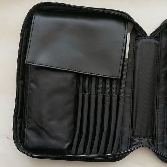 Laruce Brush Ann Set - Picture 5 of 5